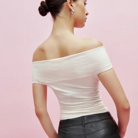 Reformation Emerald Knit Top with Rosette - Picture 3 of 7